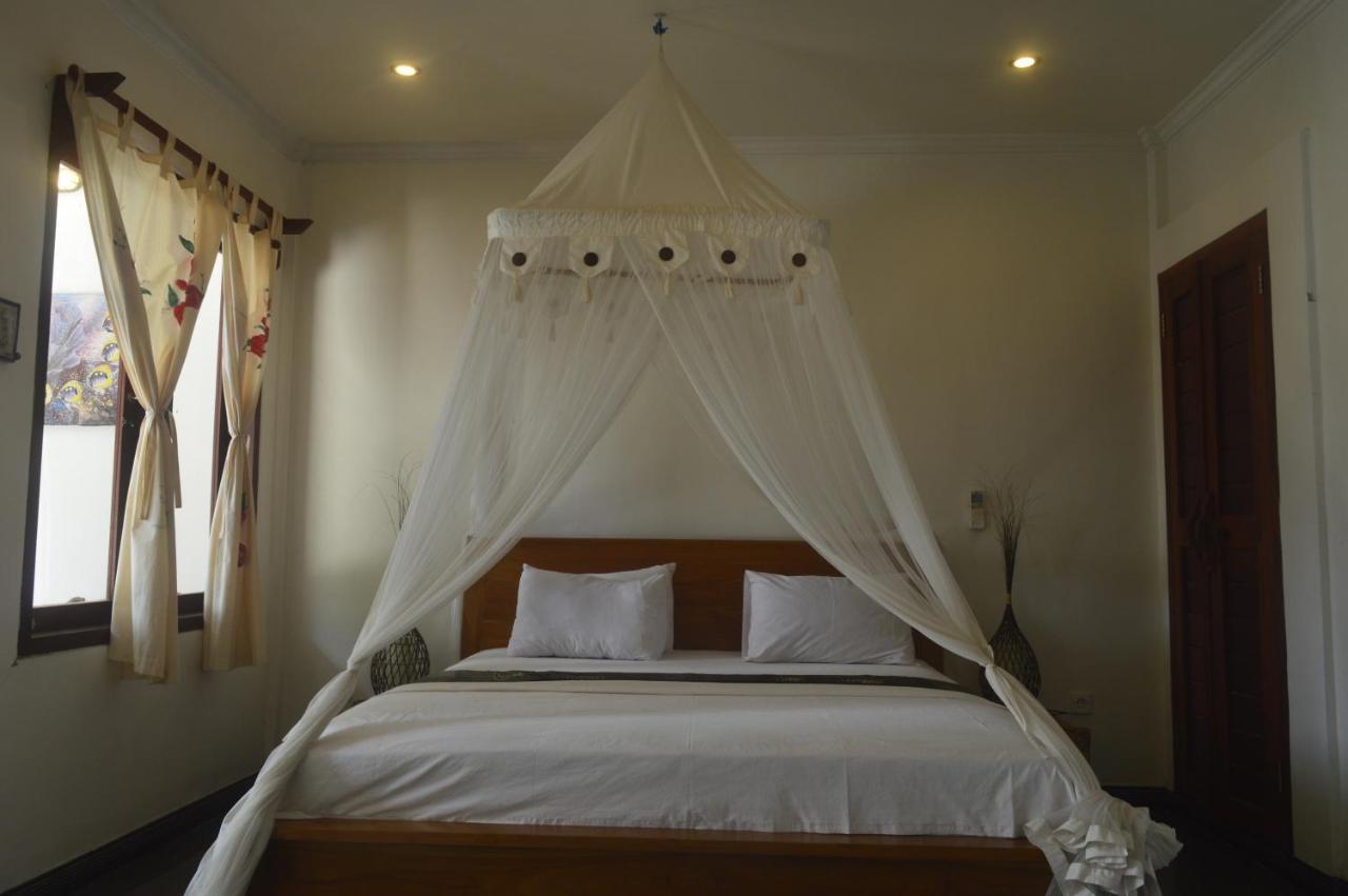 Biru Meno Beach Bungalows Gili Meno Buitenkant foto